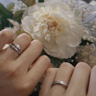 【COLANY(コラニー)】の口コミ 結婚指輪は、“りんご”のデザイン。
「しなやかに、そして強く乗り越えら...