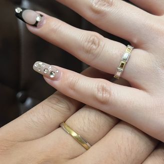 【AMOUR AMULET(アムール・アミュレット)】の口コミ 個性的な指輪が良かったので、それにぴったりの指輪が見つけられました。
...