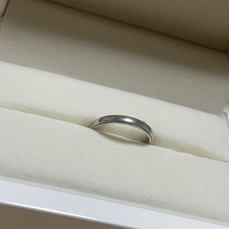 【Pulito(プリート)】の口コミ シンプルなデザインで流行り廃りが無く、日常生活に馴染みやすい。裏にオリ...