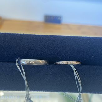 【Love Bond(ラブボンド)】の口コミ 他と被らないデザインで素敵でした。
私自身がピンクゴールドが好きなので...