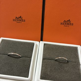 【エルメス(HERMES)】の口コミ シンプルかつ飽きがこない何十年先もつけていたいとおもう指輪を選びました...