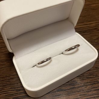 【Miss Platinum】の口コミ ずっと使うものなので、変色しづらく純度の高いプラチナの指輪にしました。...