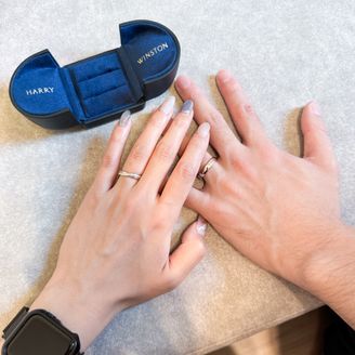 【ハリー・ウィンストン(Harry Winston)】の口コミ なんといってもデザインが可愛く、他にないデザインだというところです。繊...