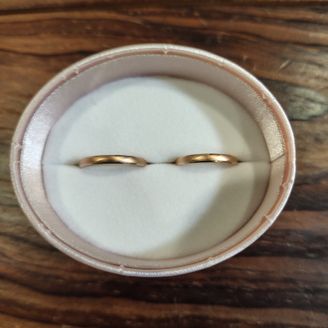 【insembre(インセンブレ)】の口コミ だいぶ前に作った結婚指輪が、2人共にサイズが合わなくなり、デザイン的に...