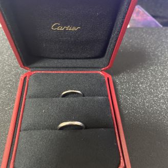 【カルティエ(Cartier)】の口コミ 長くつけられるものがよかったので、シンプルなリングのものにしました。内...