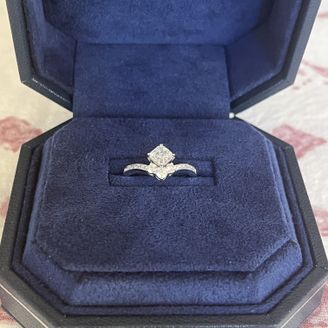 【ROYAL ASSCHER(ロイヤル・アッシャー)】の口コミ 非常に個性的なデザインなので他人と被ることはほとんどないと思います。ま...