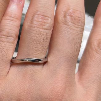 【カルティエ(Cartier)】の口コミ デザインが豊富で、自分の指にしっくりくるものが必ず見つかるのが嬉しいポ...