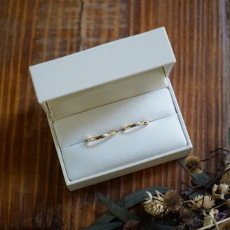 【THREE TREES(スリーツリーズ)】の口コミ 着けたときにフィット感があり、つけていて心地よさがあります。デザインも...