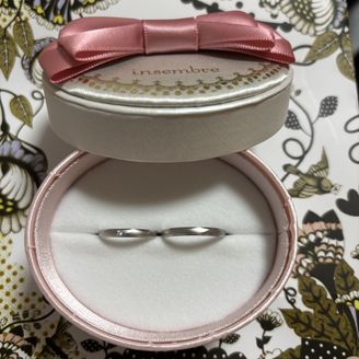 【insembre(インセンブレ)】の口コミ マット素材でとてもシンプルな指輪を選びました。普段使いであまりキラキラ...