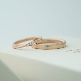 【THREE TREES(スリーツリーズ)】の口コミ 二人でお互いの指輪を作れてすごく楽しいです。
ワックスのリングをお互い...