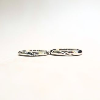 【CAFERING(カフェリング)】の口コミ 内甲丸のデザインでとてもつけ心地がよいです！ブルーダイヤモンドとアイス...