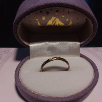 【Disney PRINCESS Rapunzel(ディズニープリンセスラプンツェル)】の口コミ プラチナ、イエローゴールド、ピンクゴールドから選べました。
いぶし加工...