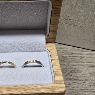 【Cayof(カヨフ)】の口コミ セミオーダー形式でリングを選べ、色々悩みましたが2色のデザインが気に入...