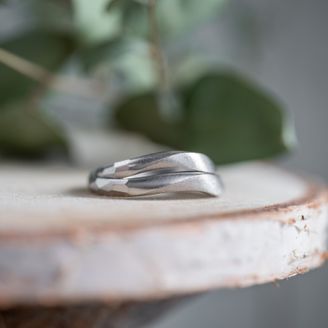 【Cayof(カヨフ)】の口コミ 様々なパターンのデザインを自由に組み合わせて指輪を作成することができる...