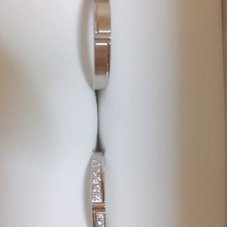 【PILOT BRIDAL(パイロットブライダル)】の口コミ 指へのフィット感が決め手でした。また、いくつか着用しましたが、マットス...