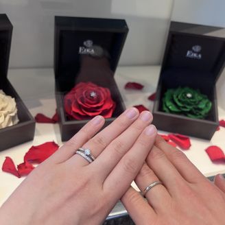 【EIKA(エイカ)】の口コミ ダイヤ一つ一つにこだわりがあり、とても美しく見えます。また、リングの内...
