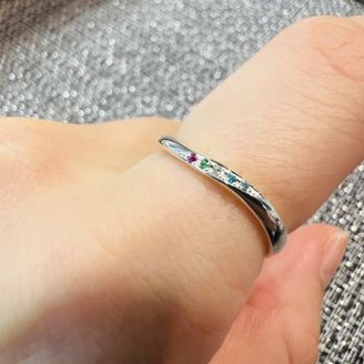 【BELLE BLANCHE(ベルブランシュ)】の口コミ 誕生石を自由に選べて、数や配置（順番）も変えられるのがとてもよかったで...