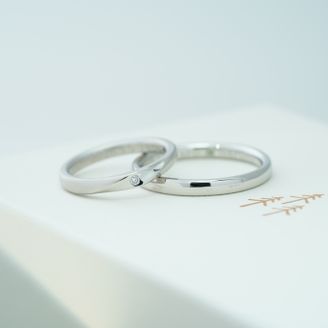 【THREE TREES(スリーツリーズ)】の口コミ 作る前に参考となるカップル指輪を複数拝見させて頂いき、自分達の指輪の出...