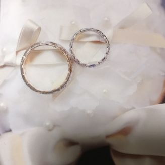 【Maxi(マキシ)】の口コミ ハワイ挙式の予定もあり、お互いハワイが好きだから、ハワジュで探しました...