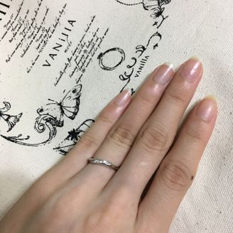 【Disney FANTASIA(ディズニーファンタジア)】の口コミ プラチナ、メレダイヤ、ウェーブを条件に探していたのですが、細みながらあ...