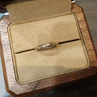 【Makana(マカナ)】の口コミ 彼がハワイアンジュエリーが好きで、ブランドを調べて見に行きました。ブラ...