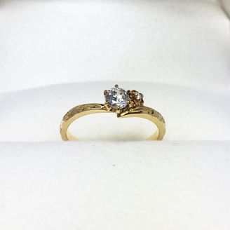 【PRIVATE BEACH(プライベートビーチ)】の口コミ 婚約指輪はいいといわれてはいたのですがどうしても贈りたいと思い、彼女に...