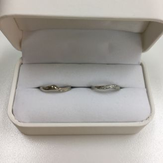 【Miss Platinum】の口コミ 時間があまりなくインターネットからの注文でしたが、写真や動画での指輪の...