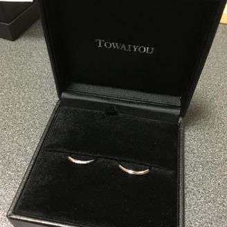 【TOWAIYOU(トワイユ)】の口コミ デザインが一目で気に入りました
旦那もゆびわが好きなので、2人で楽しく...
