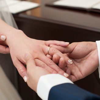 【KAORU】の口コミ キラキラしたデザインより、アンティークでおしゃれな雰囲気の指輪が良いと...