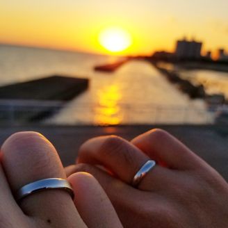 【Ptau(ピトー)】の口コミ 指輪をはめてみた時の感じが良かったです。指輪デザインもシンプルなものが...