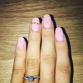 【ブルーナイル(Blue Nile)】の口コミ デザインを選んで、石の大きさ、カラー、カット、クラリティなどを選べるの...