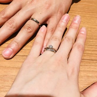 【PILOT BRIDAL(パイロットブライダル)】の口コミ 着け心地が良く、30年先もつけられるシンプルなデザイン、Pt999でと...