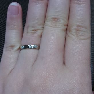 【PILOT BRIDAL(パイロットブライダル)】の口コミ 結婚指輪を選ぶに当たって、主人が希望する条件が、硬くて丈夫なものという...