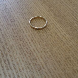 【アッシュペーフランス(H.P.FRANCE)】の口コミ ゴールドでシンプルなものを探していました。
旦那さんはシルバーがよかっ...