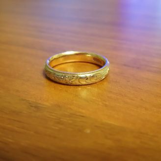 【ISLANDS(アイランズ)】の口コミ 以前に購入したハワイアンジュエリーのペアネックレスが気に入り、結婚指輪...