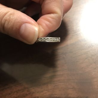 【青い鳥】の口コミ 値段もお手頃でしたし。そして付けやすいデザインが沢山ありました。私はお...