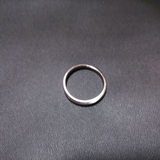 【A DEUX(アドゥー)】の口コミ 素材はプラチナやホワイトゴールドが定番ですが、このブランドでは「パラジ...