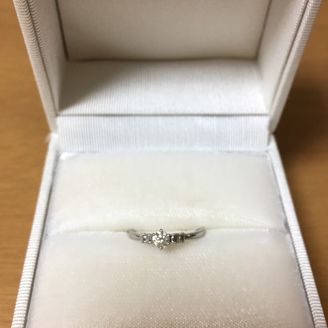 【ジル スチュアート(JILLSTUART)】の口コミ もともとジルスチュアートのブランドが好きで、たまたまふらりとマルイに立...