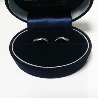 【Something Blue(サムシングブルー)】の口コミ シンプルかつとても可愛くて旦那さんも満足していたので最後2社さん迷って...