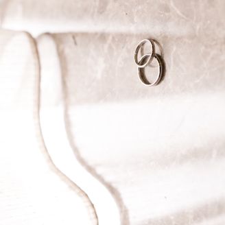 【Ptau(ピトー)】の口コミ 普段指輪をしないため、指に馴染むかどうかを一番のポイントで選びました。...