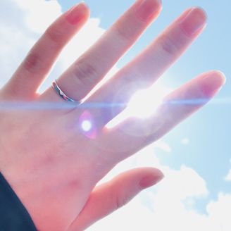 【ESTELLE(エステール)】の口コミ シンプルなデザインで気に入りました。一目惚れです。価格も5,6万で探し...