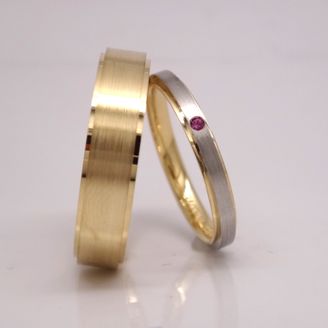 【巧心】の口コミ ・オリジナルのリング（フルオーダー）が作れた。
・鍛造という作り方に魅...