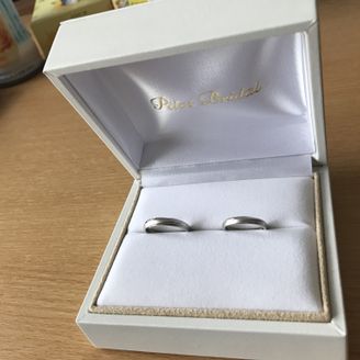 【PILOT BRIDAL(パイロットブライダル)】の口コミ 夫がこだわりやさんだが、夫が自分の気にいるものを頑張って探してくれた。...