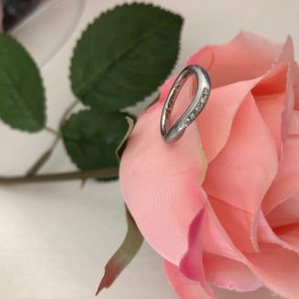 【１／ｆ エフブンノイチ】の口コミ 婚約指輪と重ねづけできるデザインにすると決めて検討していました。こちら...