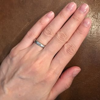 【Chrome Hearts(クロムハーツ)】の口コミ 可愛らしいデザインが苦手なので、シンプルな物を探していました。主人がク...