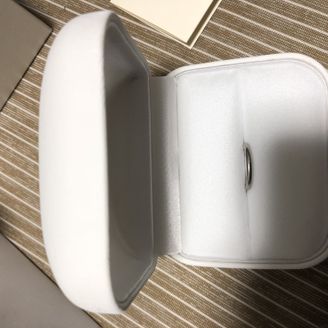 【PROOF OF GUILD(プルーフオブギルド)】の口コミ 毎日着ける結婚指輪はとにかくシンプルなものを探していました。
自分の指...