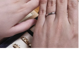 【Marriaged Marriage(マリッジド・マリッジ)】の口コミ ストーンが付いているわけではないのに、表面のカットによってとてもきらき...