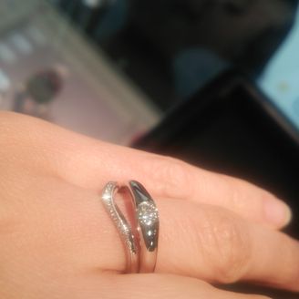 【【閉業】フラー・ジャコー(FURRER-JACOT)】の口コミ 透明度が高いダイヤモンドで本当に透き通って見えます。お値段も高めですが...