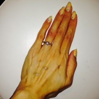 【アトリエ春】の口コミ お花がモチーフの一粒ダイヤが希望でデザインをしてもらいました。今までの...