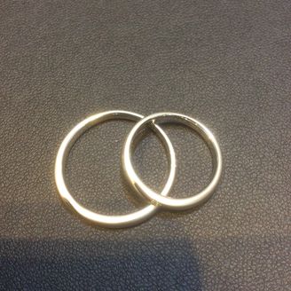 【SONARE(ソナーレ)】の口コミ お店の中で数多くある指輪のうち、シンプルではあるが見た目もデザインも好...